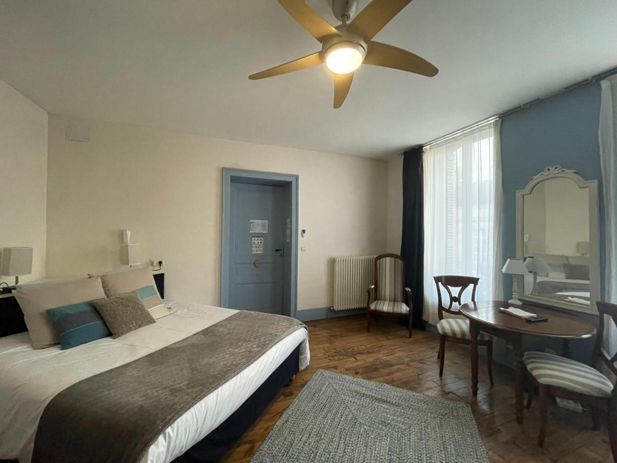 Hotel Le St Vincent Roquefort-sur-Soulzon Zewnętrze zdjęcie