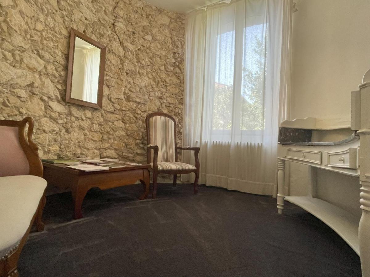 Hotel Le St Vincent Roquefort-sur-Soulzon Zewnętrze zdjęcie