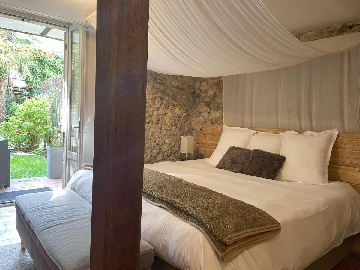 Hotel Le St Vincent Roquefort-sur-Soulzon Zewnętrze zdjęcie