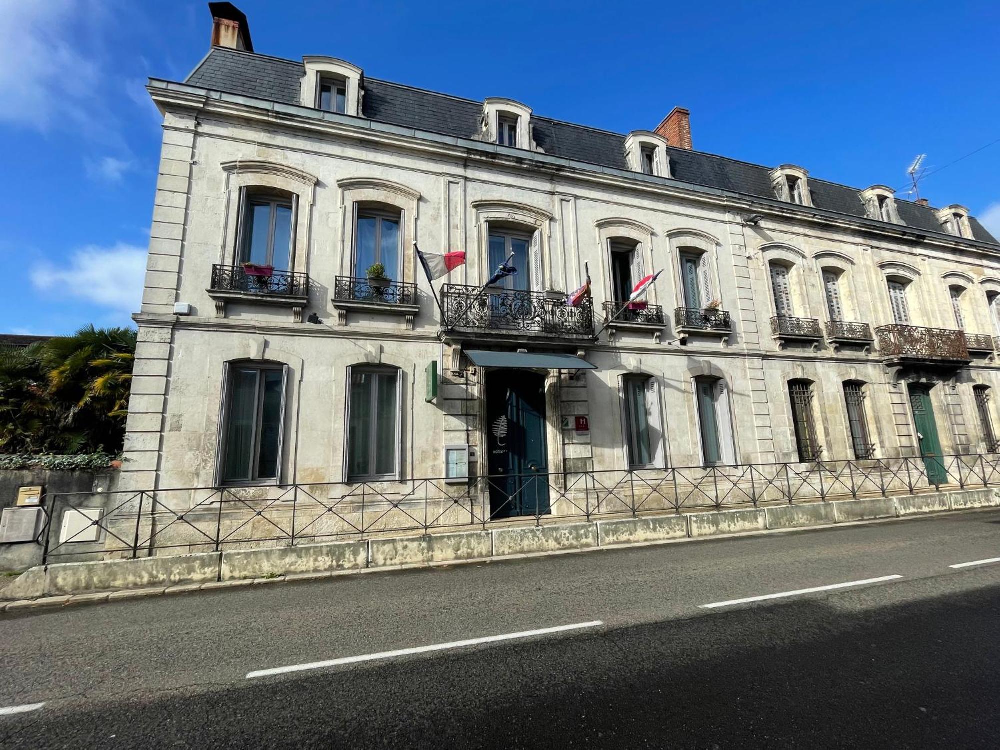 Hotel Le St Vincent Roquefort-sur-Soulzon Zewnętrze zdjęcie