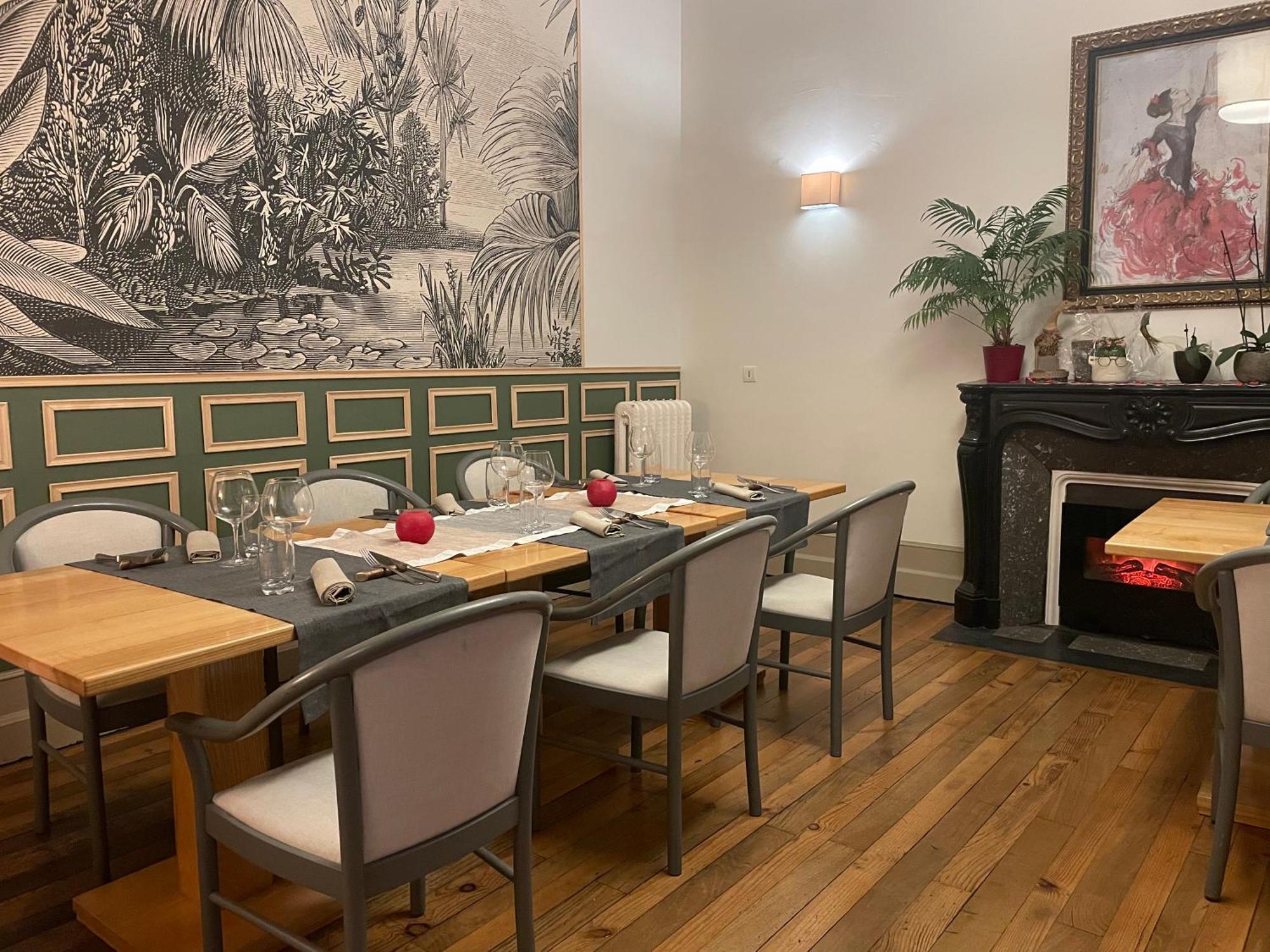 Hotel Le St Vincent Roquefort-sur-Soulzon Zewnętrze zdjęcie