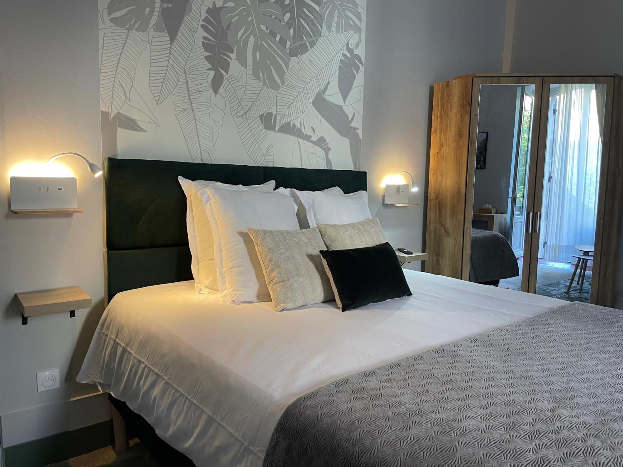 Hotel Le St Vincent Roquefort-sur-Soulzon Zewnętrze zdjęcie