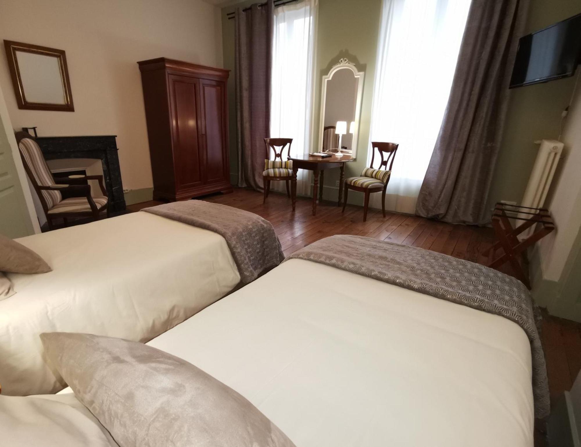 Hotel Le St Vincent Roquefort-sur-Soulzon Zewnętrze zdjęcie